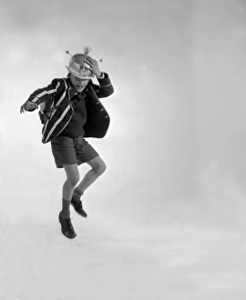 Images Dated 13th January 2016: Advertisement for Bournvita