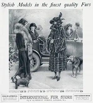 Advert for International Fur Store 1922