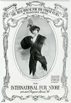 Images Dated 18th October 2017: Advert for International Fur Store, stole & muff 1913