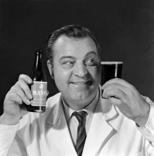 Anticipation Gallery: Advertisement for Manns brown ale
