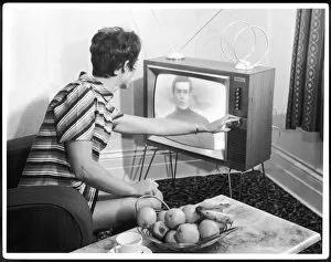 Adjusts Gallery: Adjusting Tv, 1960S