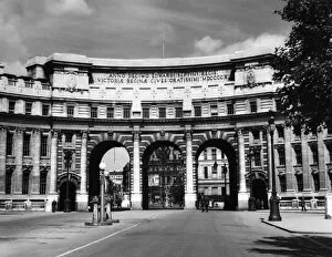 Images Dated 22nd March 2011: Admiralty Arch 1930S