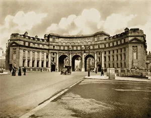 Trafalgar Collection: Admiralty Arch