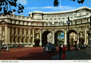 Images Dated 29th May 2019: Admiralty Arch, London