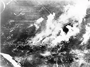 Images Dated 1st November 2016: Aerial view of the bombardment of Fort Douaumont, Verdun