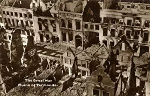 Shelling Collection: Aerial view of the damaged town centre of Termonde, Belgium