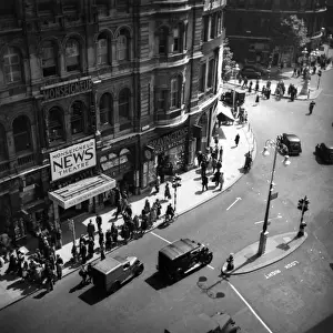 Canopy Prints: Aerial view near Leicester Square, London