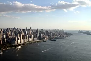 Images Dated 20th August 2011: Aerial view of New York skyline, America