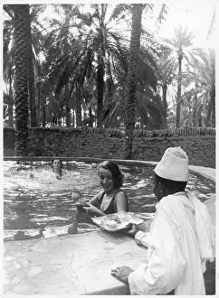 Serves Prints: Africa / Waiter / Pool