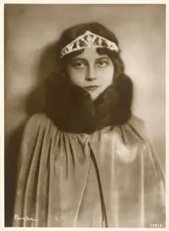 Agnes Esterhazy / Ross