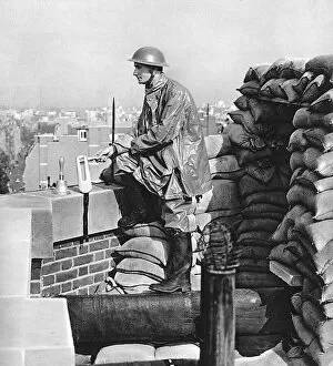 Images Dated 17th June 2016: Air Raid patrol in London, WWII