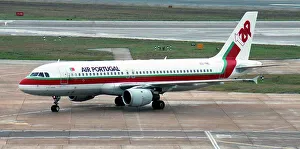 Airbus A320-212 CS-TNE