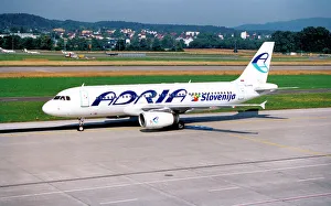 Airbus A320-231 S5-AAB