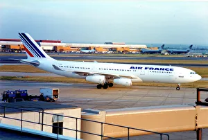 Airbus A340-211 F-GNIA