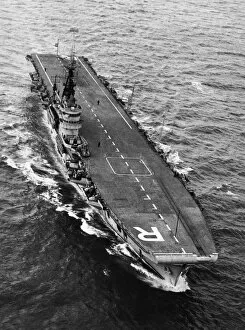 Air To Ground Gallery: Aircraft-Carrier Hms Glory (R62) in the Mediteranean Sea?