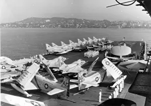 Aircraft on the deck of the USS Independence