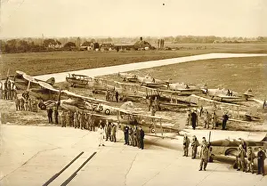Gatwick Prints: The aircraft and pupils of the RAFVR at Gatwick