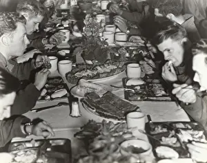 Airmen Eating Meals at the Headquarters of the USAFe 85t?