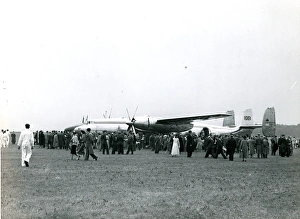 Airspeed Gallery: Airspeed Ambassador, G-AMAB, Sir Francis Bacon, of BEA a?