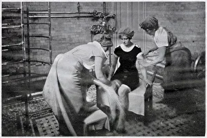 Methods Prints: Aix douche-massage been given at Bath