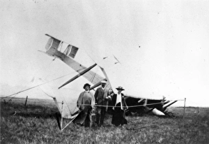 Alcock Gallery: Alcock and Browns Vickers Vimy in the Derrygimla bog