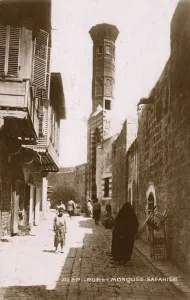Aleppo Gallery: Aleppo, Syria - al-Safahiyeh Mosque and Street scene