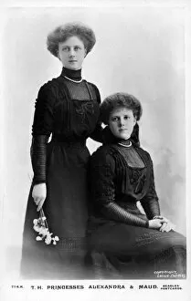 Images Dated 10th April 2019: Alexandra, 2nd Duchess of Fife and her sister Princess Maud