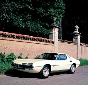 Alfa Prints: Alfa Romeo Montreal