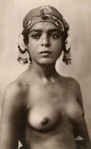 Stern Prints: Algerian Moorish beauty
