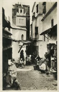 Algiers Gallery: Algiers, Algeria - Narrow Street in the Casbah