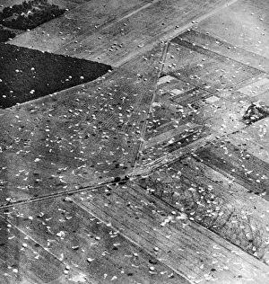 Montgomery Prints: Allied Airborne Army Parachutes in Holland; Second World War