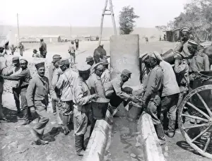 Allied soldiers at a well, Salonika, WW1