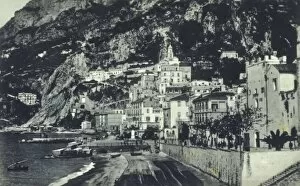 Images Dated 5th April 2011: Amalfi Coastline, Italy - The Grand Marina at Amalfi