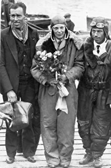 Pilot Collection: Amelia Earhart; Wilmer Stultz (r) and Louis Gordon