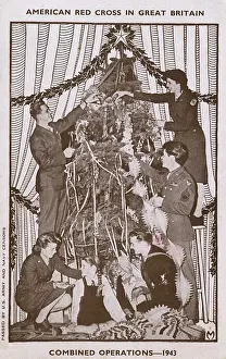 Decking Prints: American Red Cross in Britain - Combined Operations, 1943