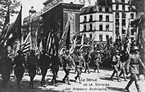Images Dated 12th April 2012: American soldiers on a victory parade in Paris