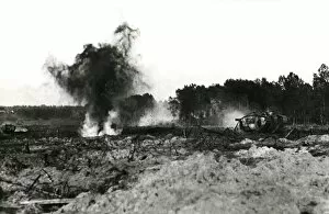 Images Dated 19th December 2011: American tanks in action, western front, WW1