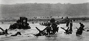 1944 Gallery: American Troops landing on D-Day; Second World War, 1944