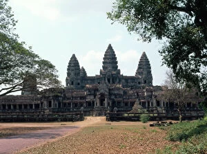 Hinduism Collection: Angkor Wat temple, Siem Reap, Cambodia