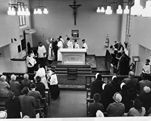 Images Dated 12th October 2015: Anglican church service taking place