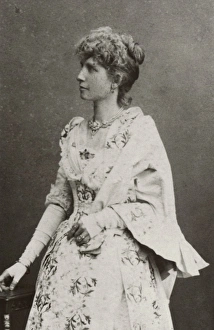 Images Dated 4th July 2012: Anna Eva Fay (1)