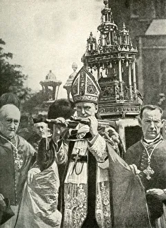 Vestments Gallery: Annual procession of the Holy Blood, Bruges, Belgium