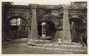 Antalya Gallery: Antalya, Southern Turkey - Hadrians Gate or Uckapilar