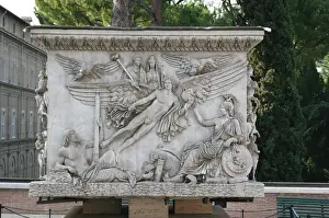 Antonius Pius. Roman emperor (138-161 D. C. ). Apotheosis of
