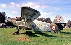 Antonov Gallery: Antonov An-2T 9866