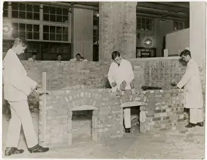 APPRENTICE BRICKLAYERS