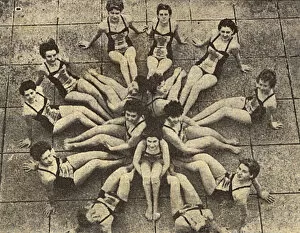 Images Dated 25th July 2017: Aquabelles - Synchronised Swimming Team, Bournemouth