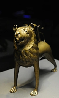 Catharijneconvent Collection: Aquamanile. 13th century