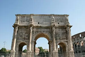 Images Dated 14th August 2005: Arch of Constantine (Arco di Constantino). Triumpahl arch in