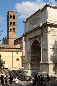 Images Dated 8th October 2008: Arch of Titus and Basilica of Maxentius, Rome, Italy